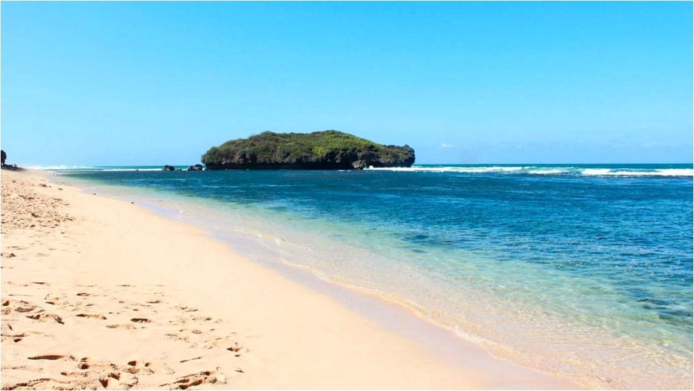 jarak jogja ke pantai sadranan