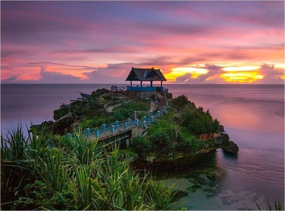 pantai kukup jogja